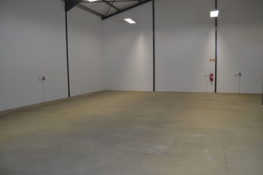 To Let commercial Property for Rent in Rivergate Western Cape